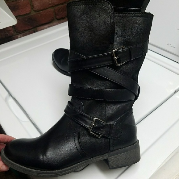 Report Shoes - 🛵Black short boots🛵
